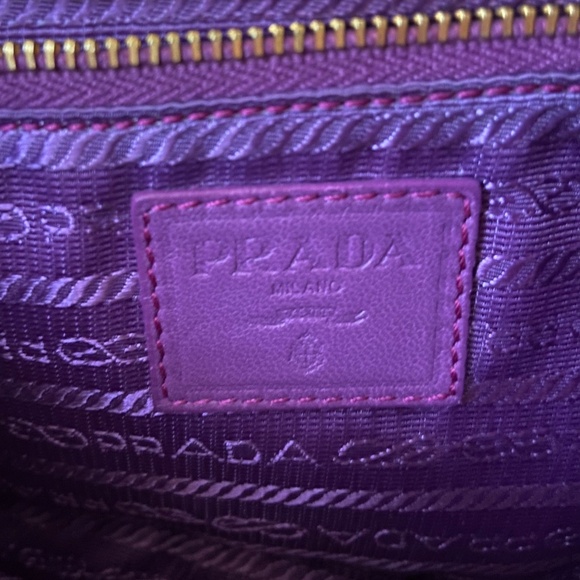 Authentic Prada Purple & Pink Leather Crossbody Shoulder Bag Gold Hardware - COA - Picture 14 of 16